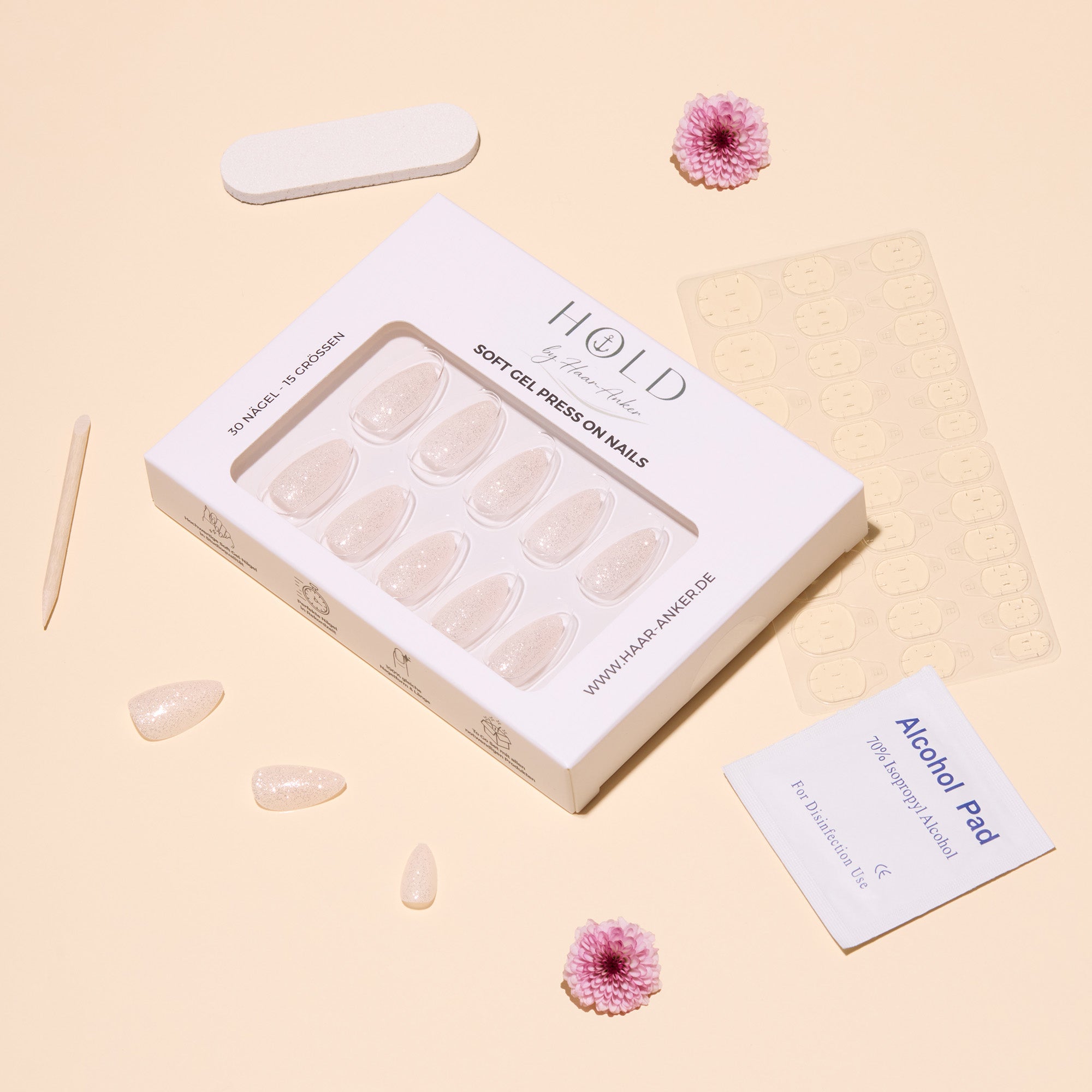 'White Glow' Soft Gel Press Ons | Short Almond