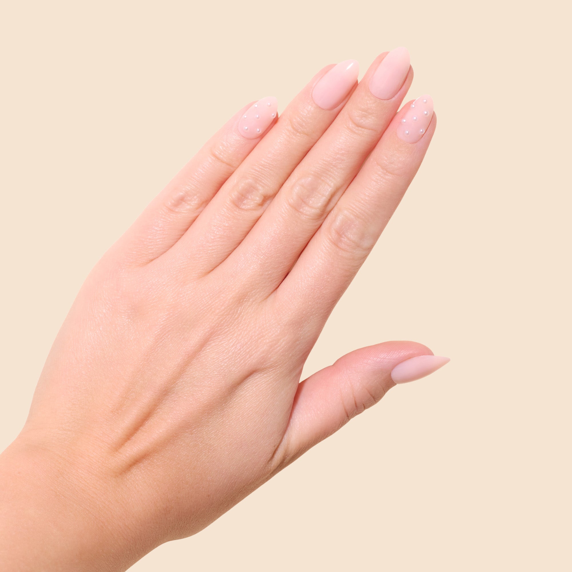 'Pearl Princess' Soft Gel Press Ons | Short Almond - HAAR-ANKER