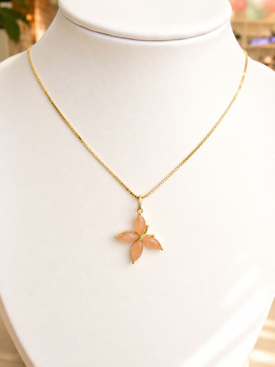 Halskette 'Schmetterling mit Edelstein' – Gold | Halskette