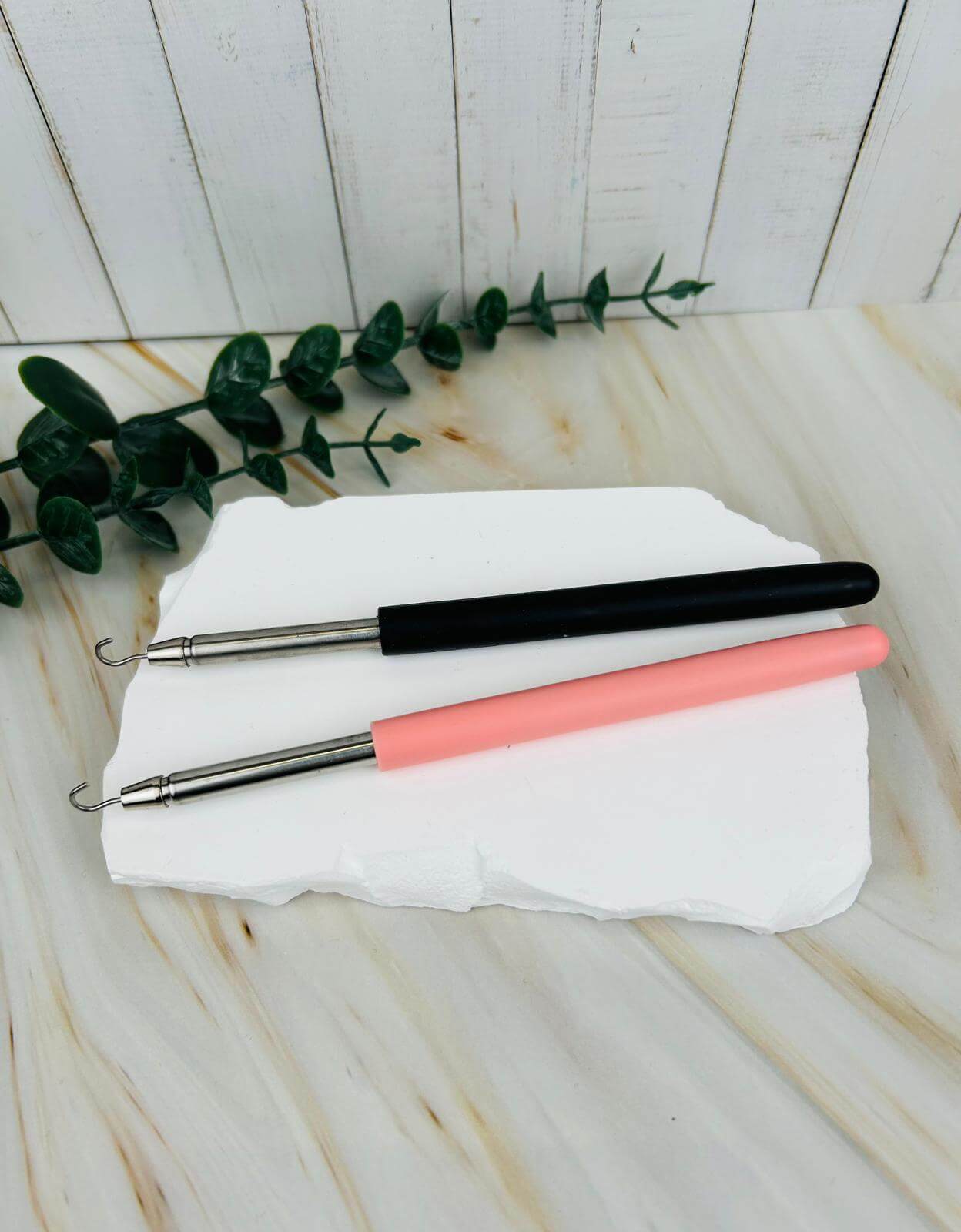 Einfädelhilfen verschied. Farben – HAAR-ANKER