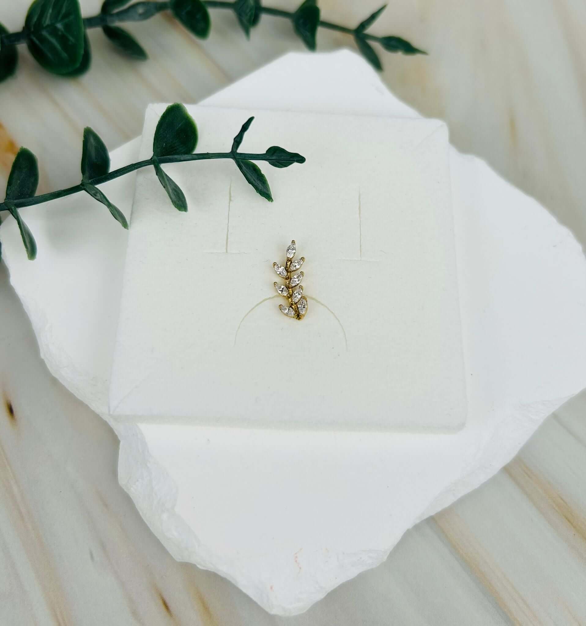 Blumenranke mit Steinchen | Ohrringe | HAAR-ANKER