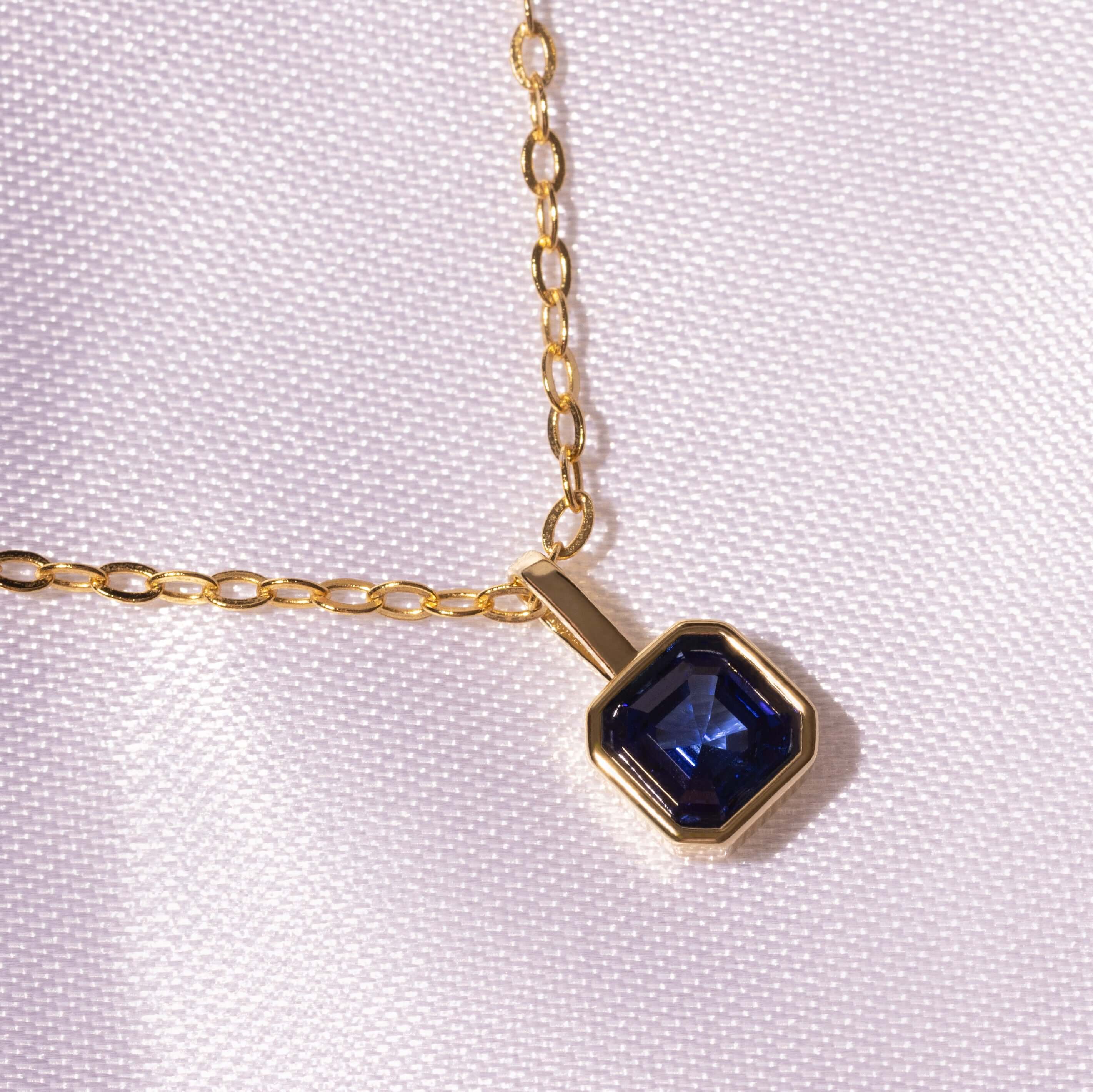 Geburtssteine Quadrat Gold | Charms / HAAR-ANKER