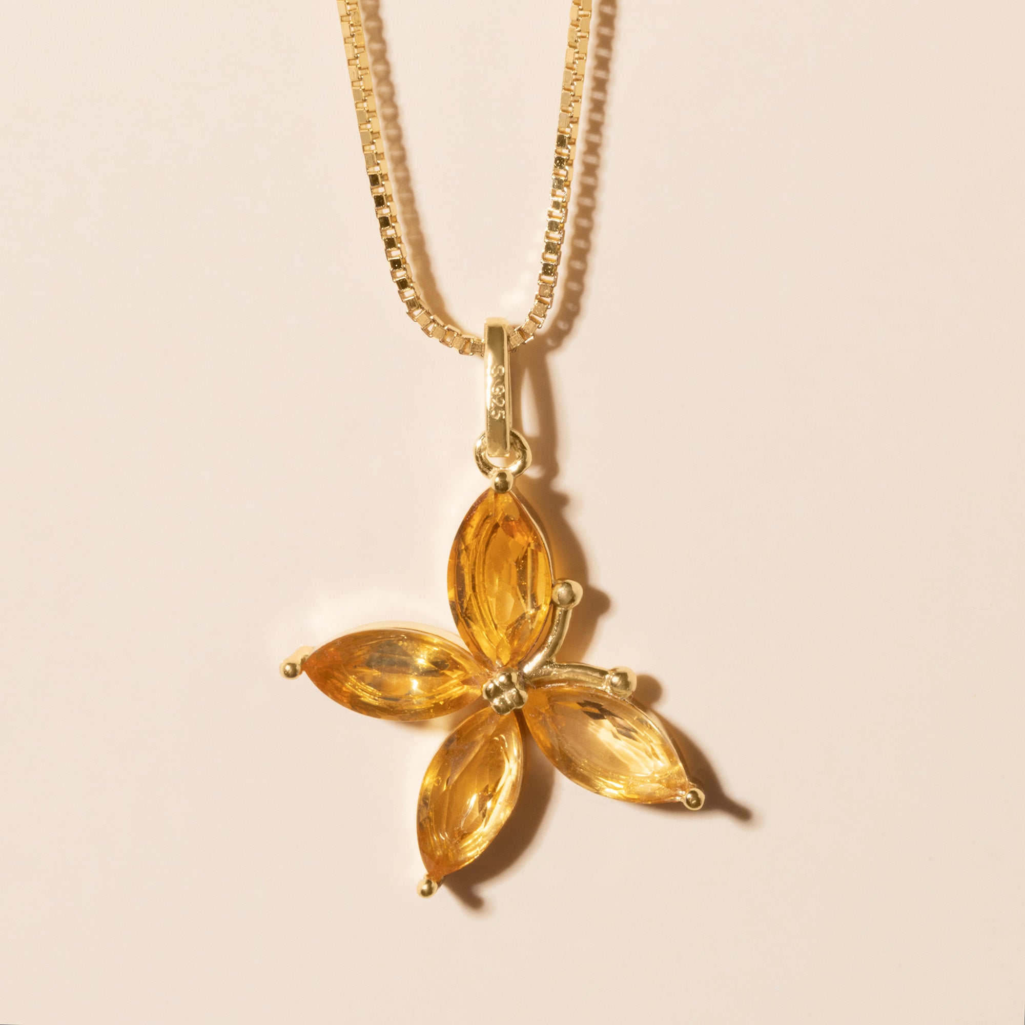 Halskette 'Schmetterling mit Edelstein' – Gold | Halskette