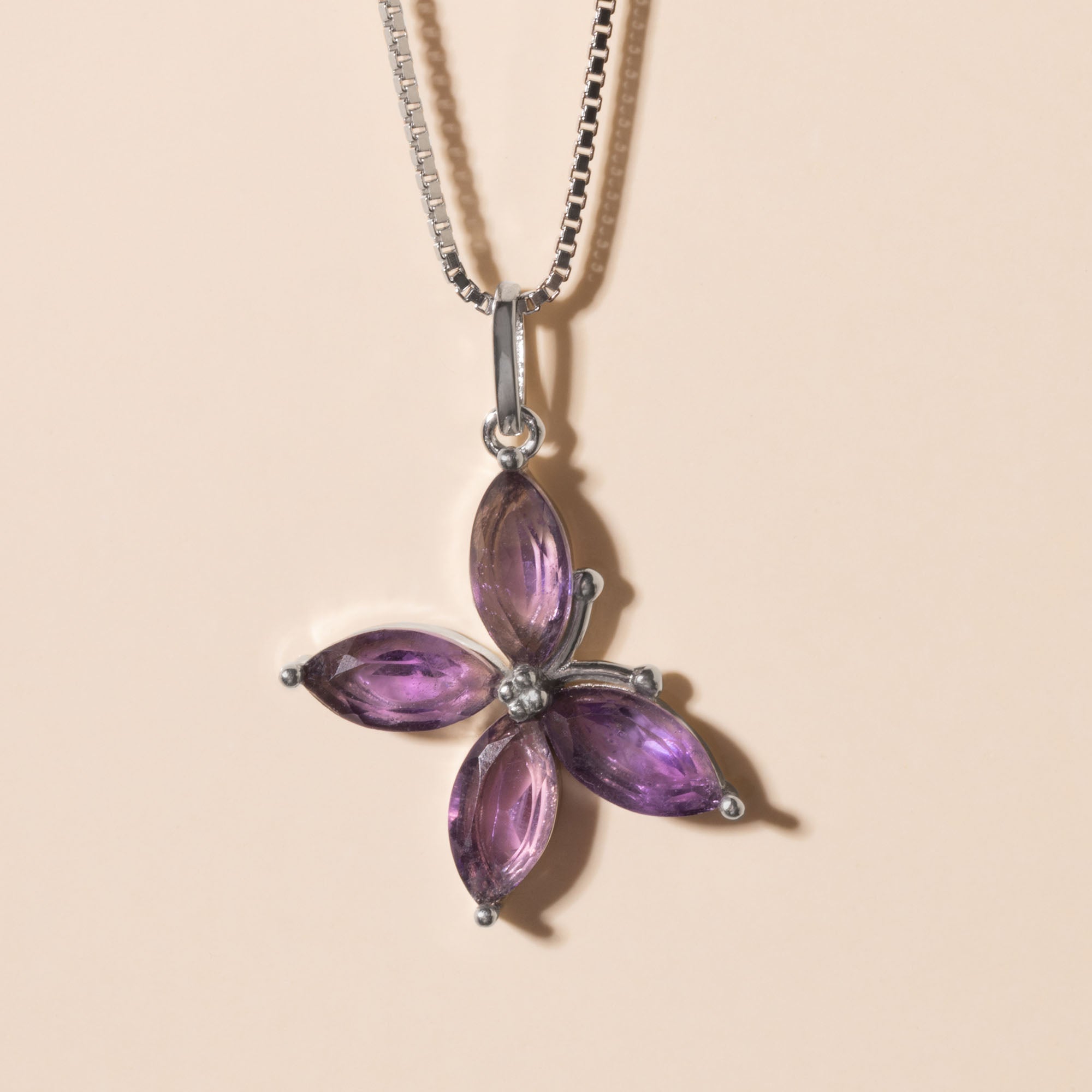 Halskette 'Schmetterling mit Edelstein' – Silber | Halskette