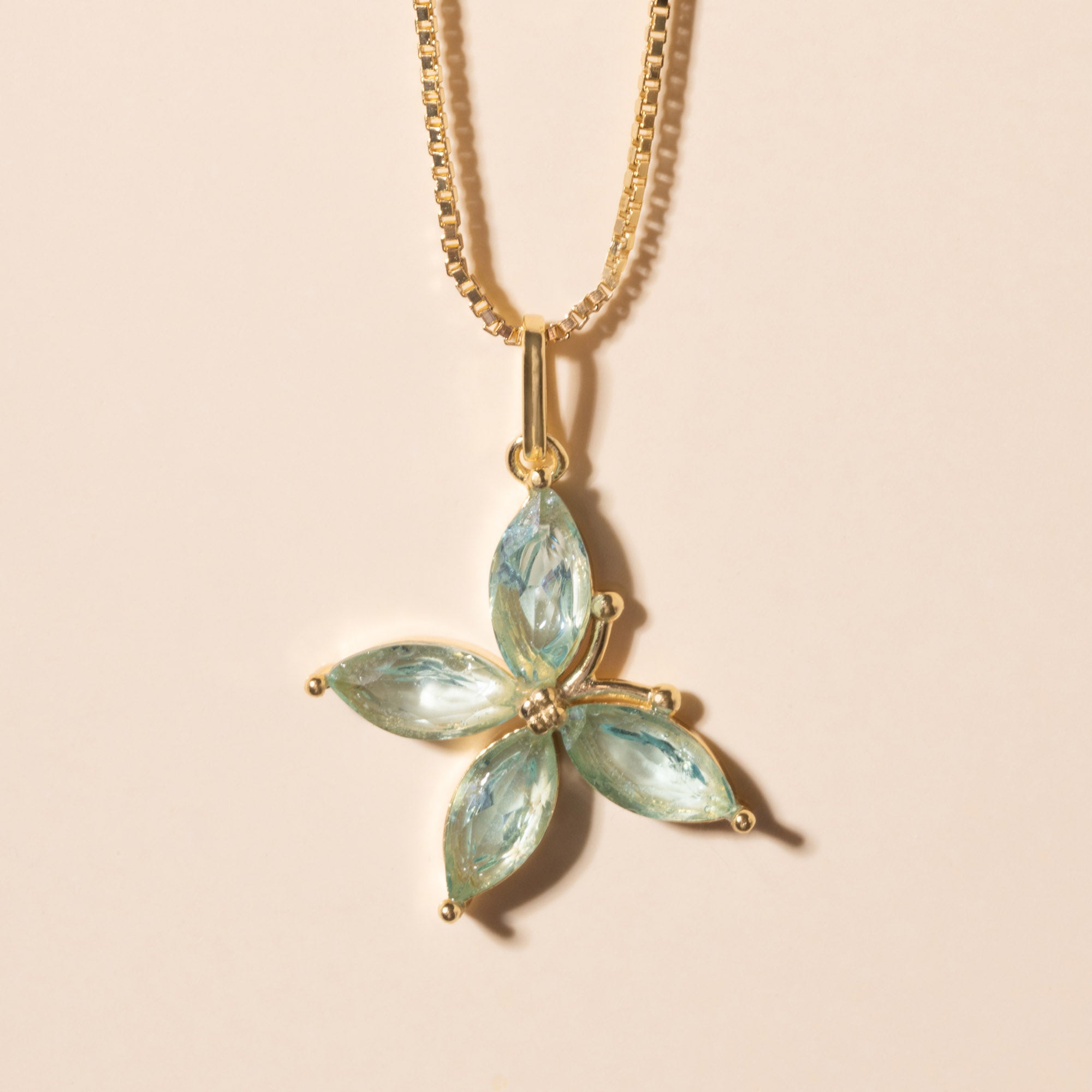 Halskette 'Schmetterling mit Edelstein' – Gold | Halskette