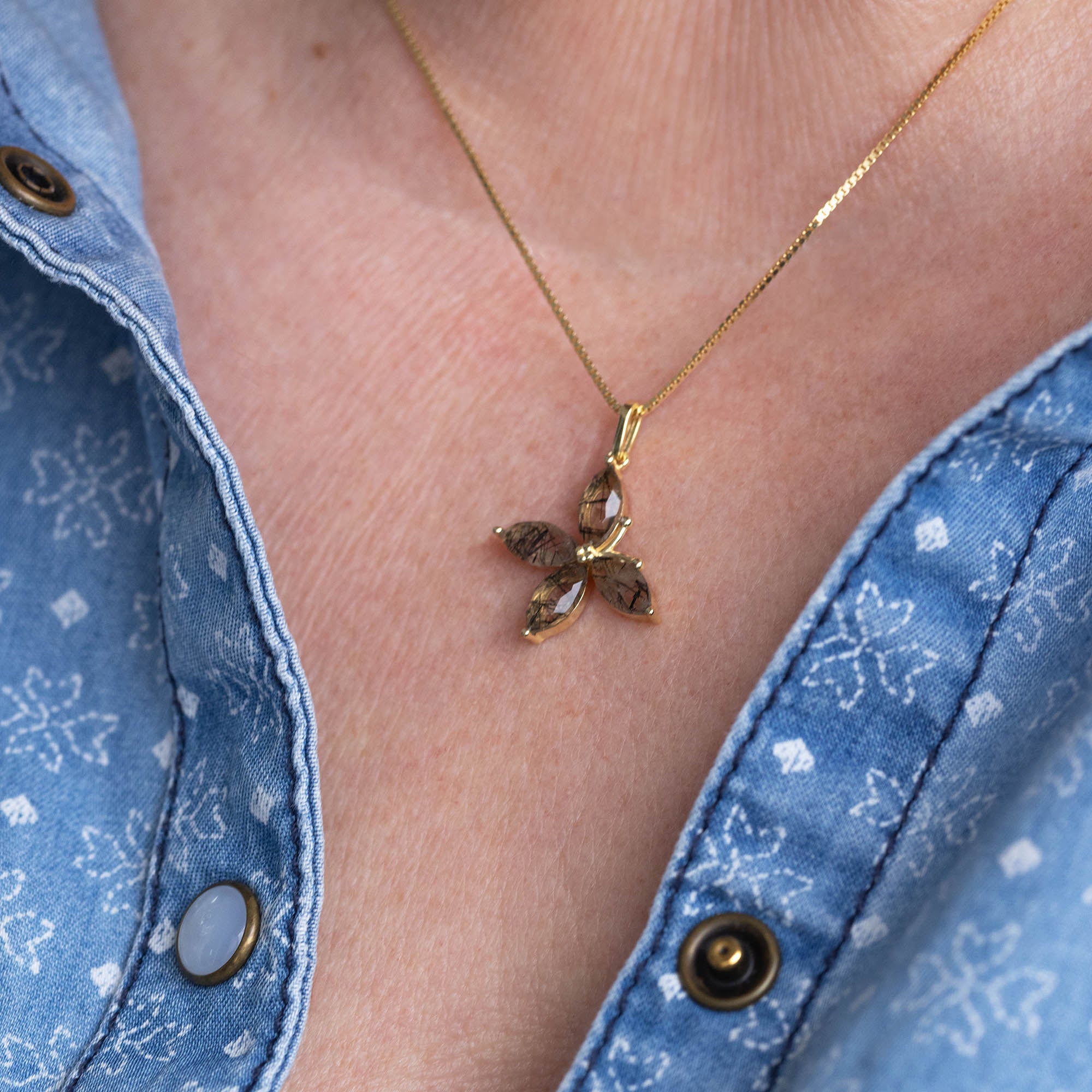 Halskette 'Schmetterling mit Edelstein' – Gold | Halskette