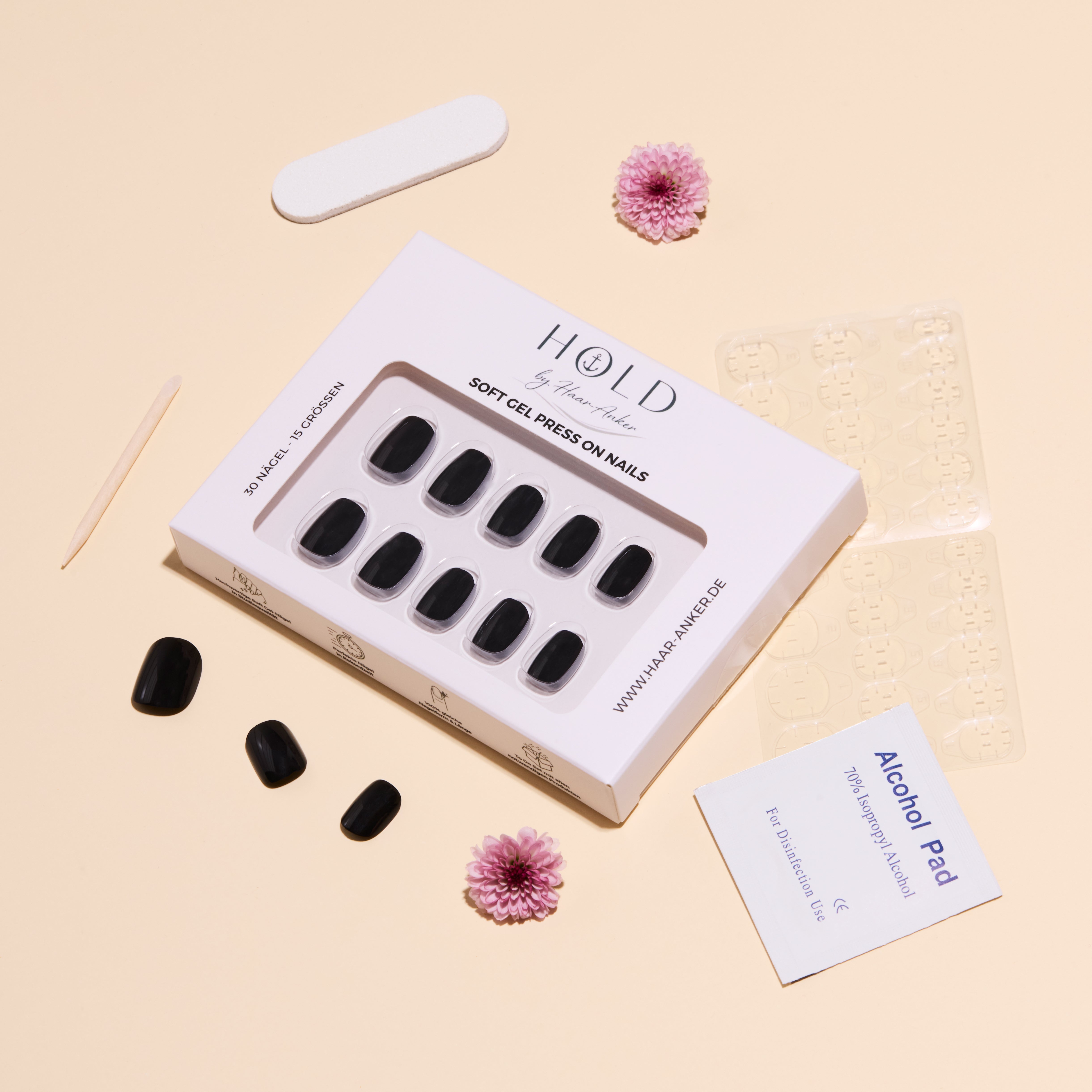 'Pure Black' Soft Gel Press Ons | Short Round