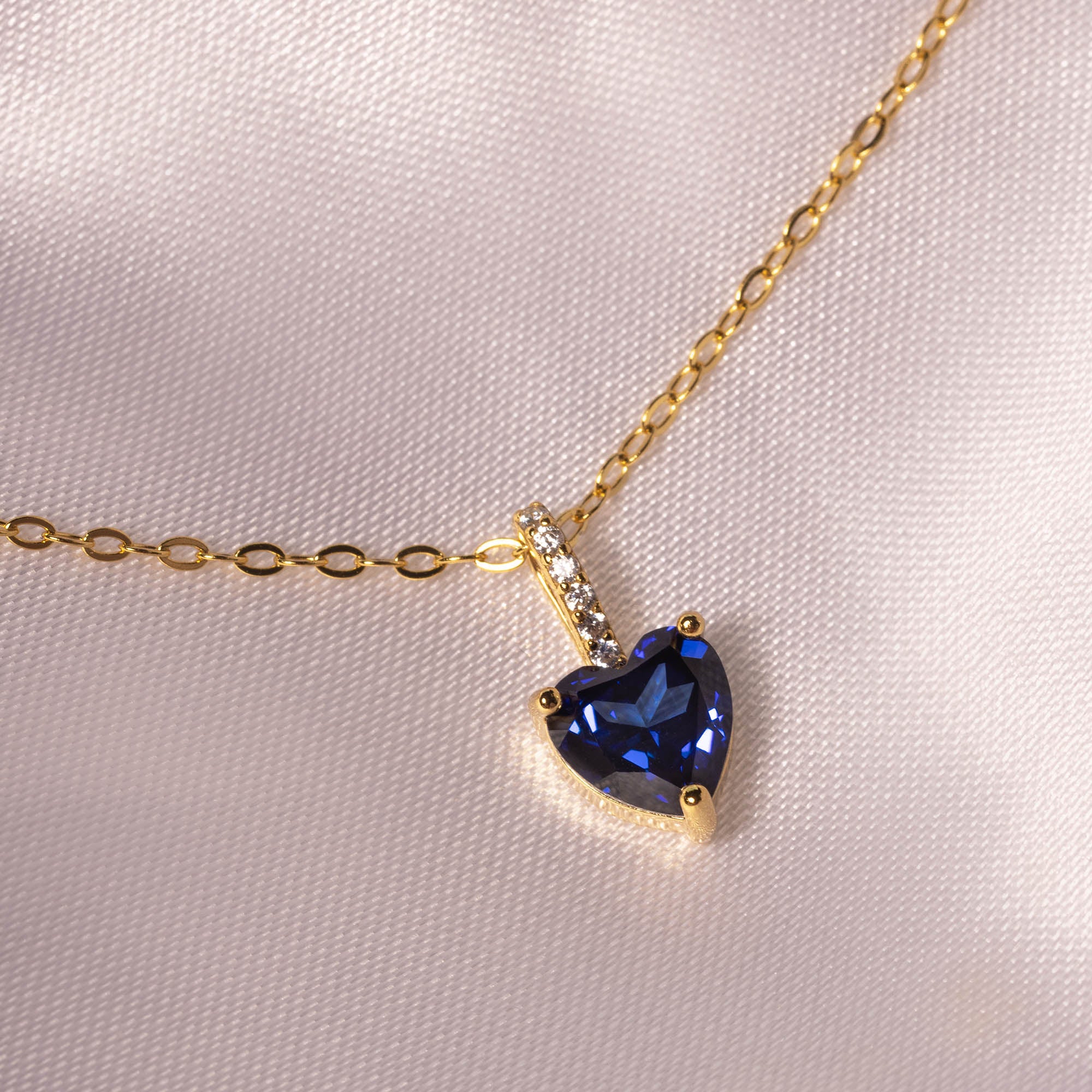 Herzkette mit Edelstein Gold | Halskette | HAAR-ANKER