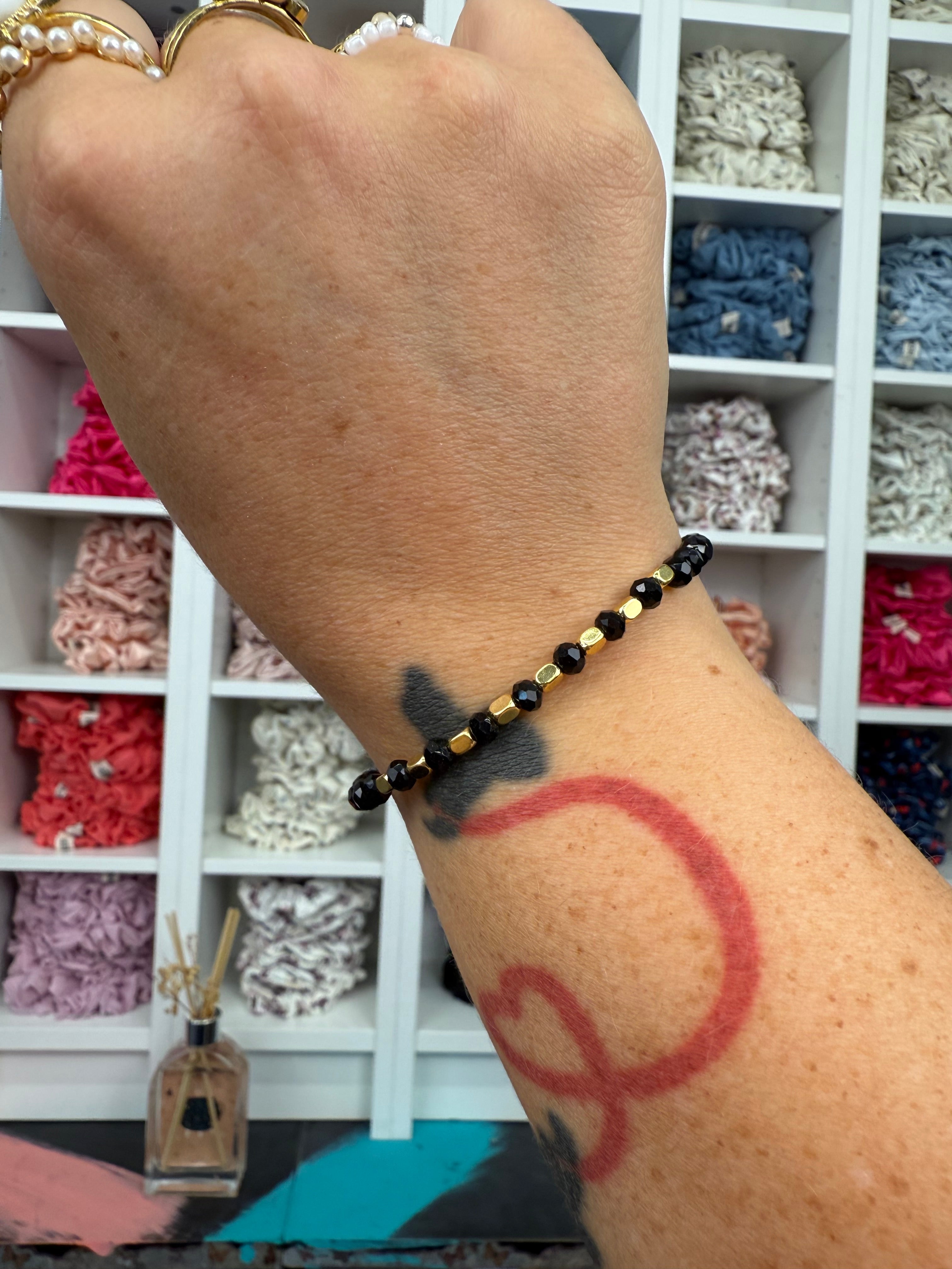 Facettierte Armbänder verschied. Farben | Armband