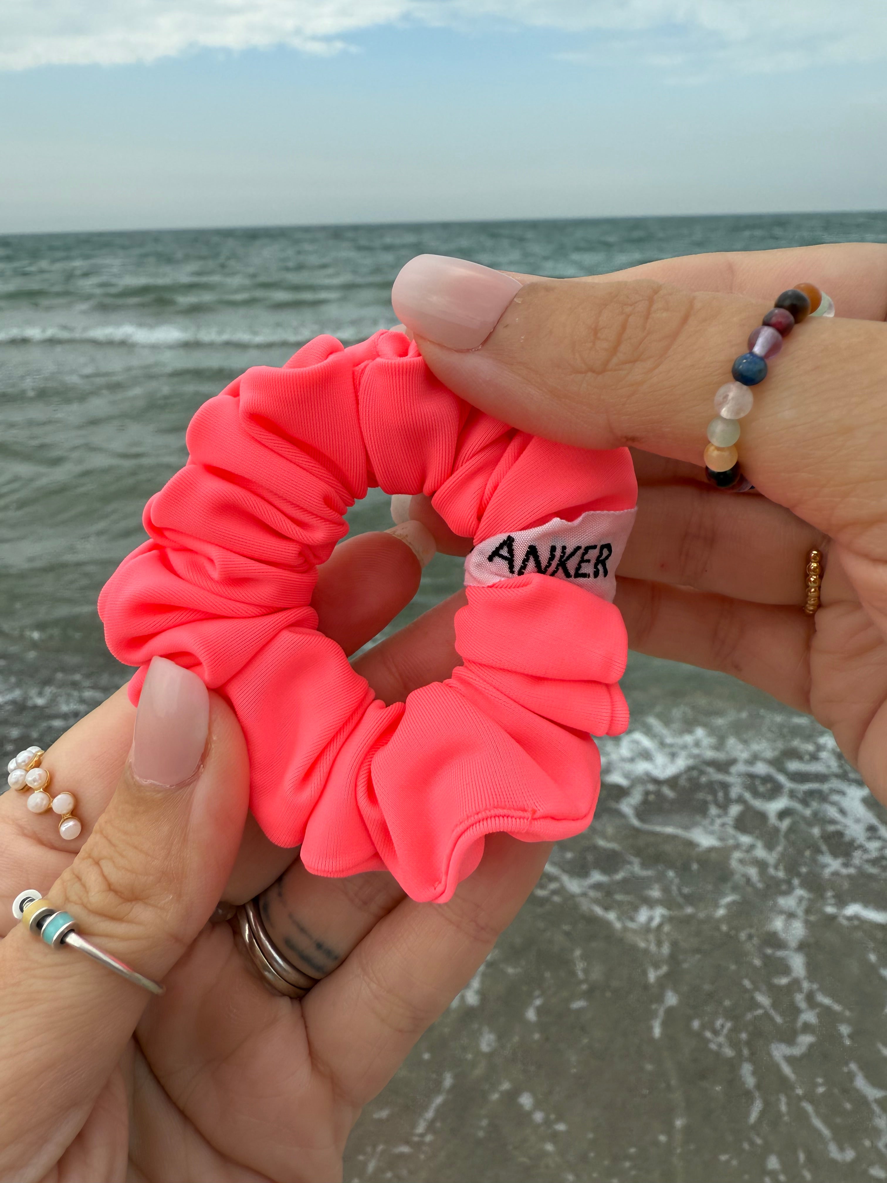 Neon Koralle – Active Kollektion | Scrunchie