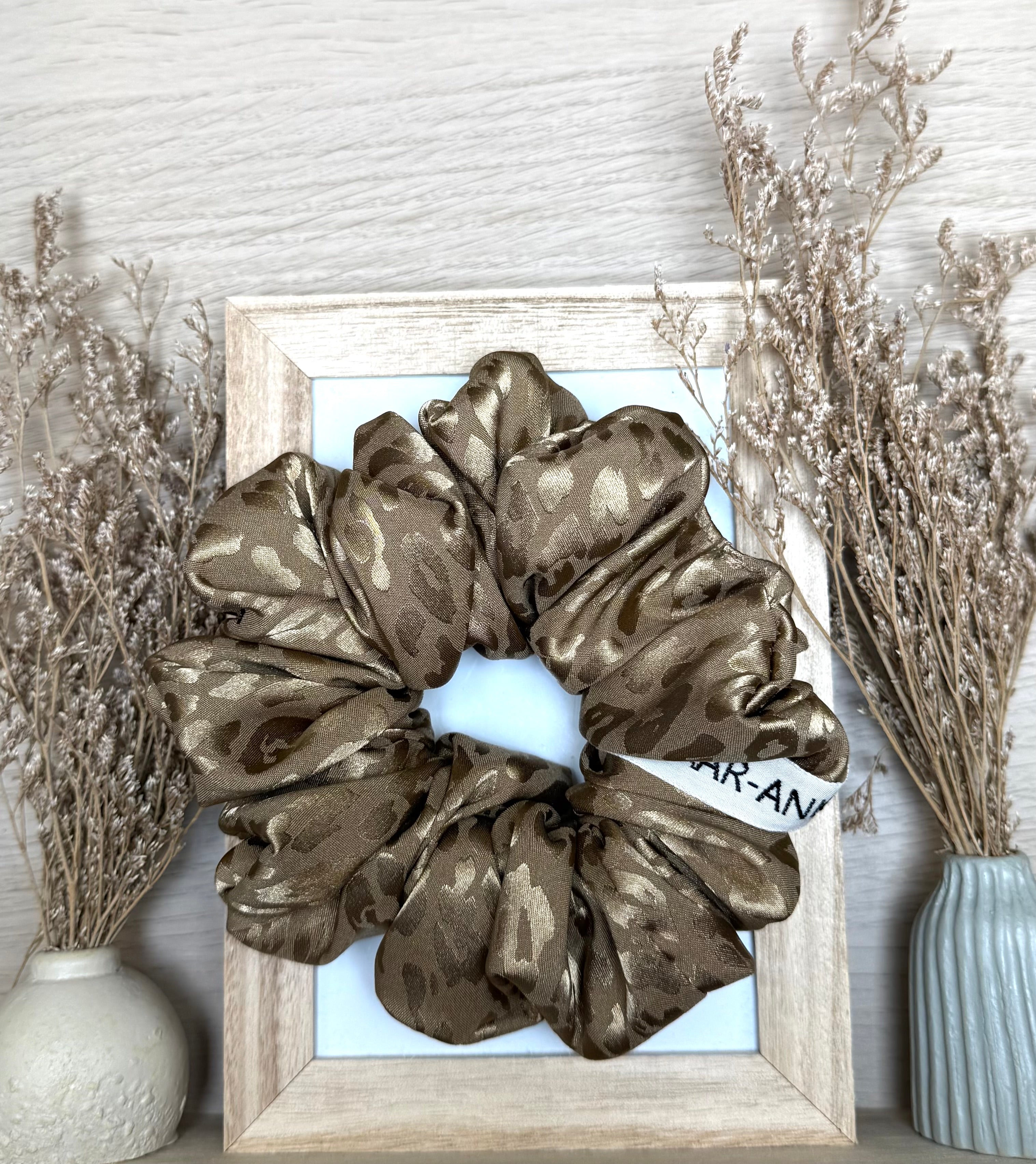 Satin Leo | XXL-Scrunchie