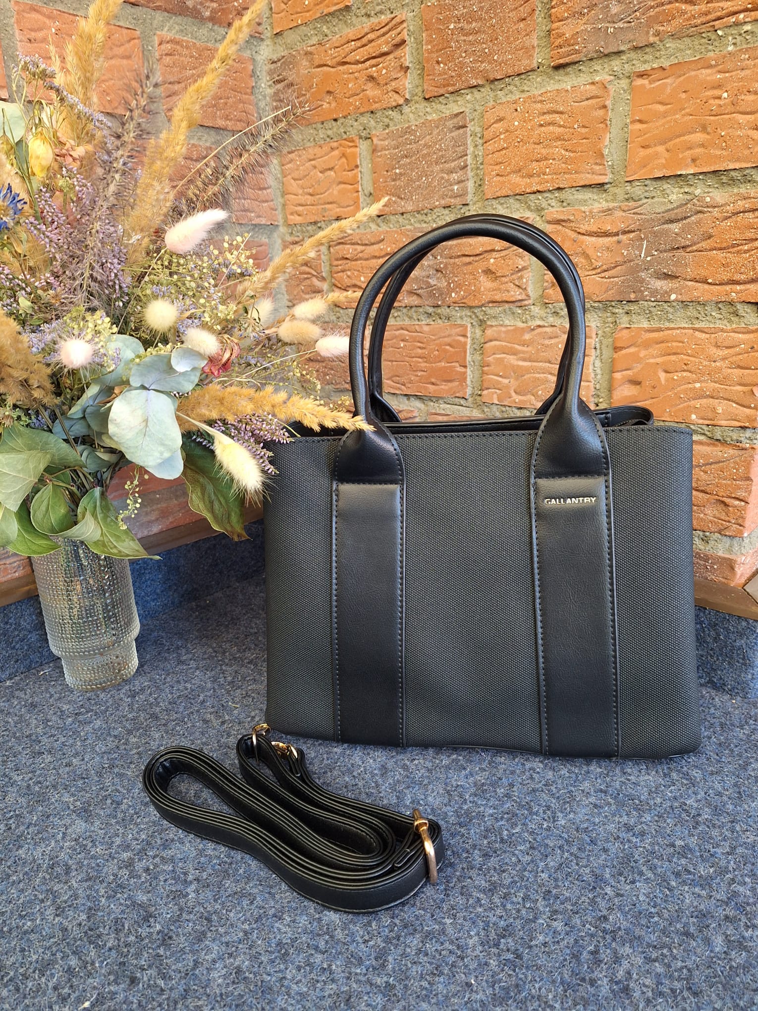 Clean Black | Tasche
