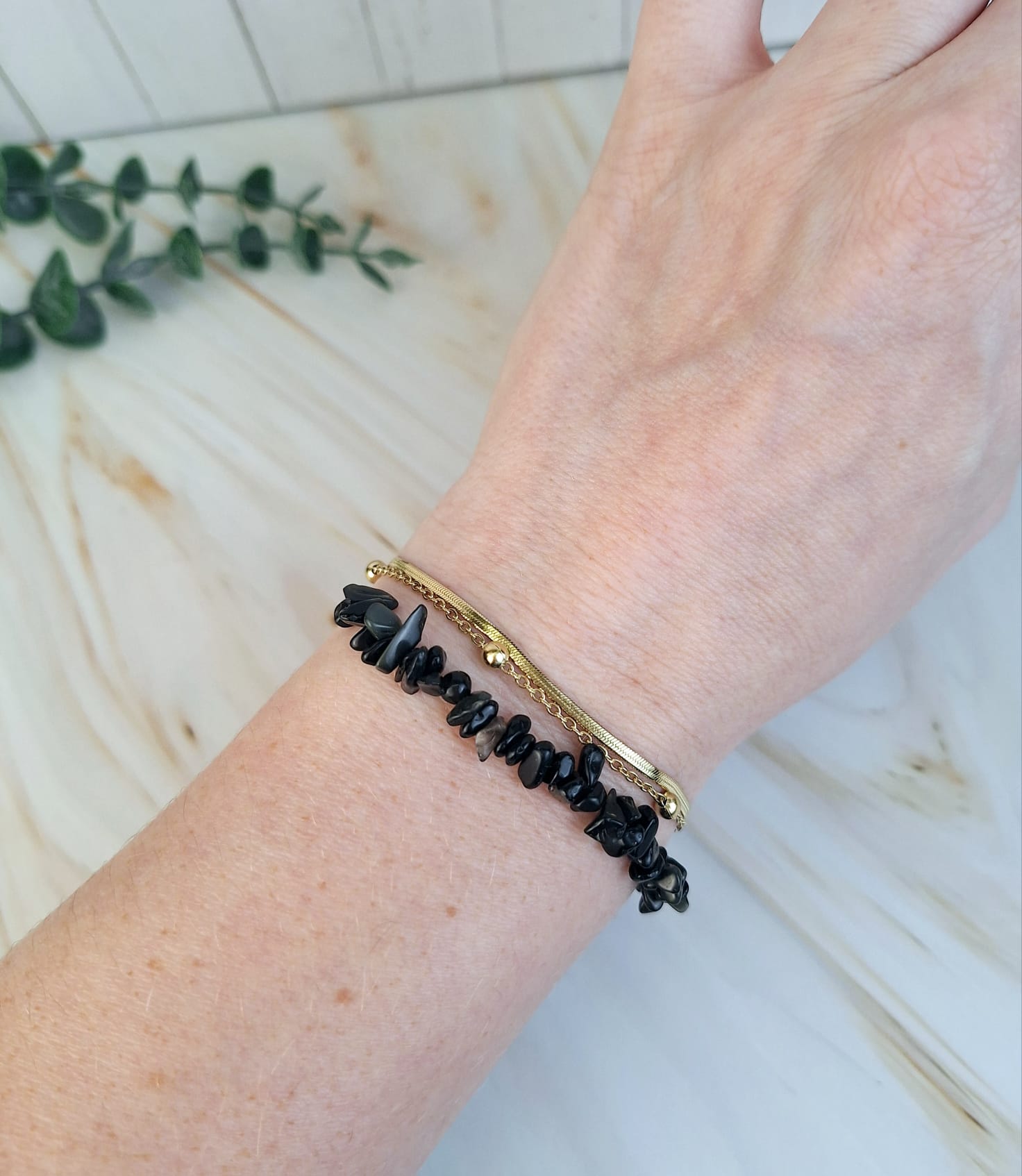 Armbänder 'Schwarz mit Steinen' verschied. Varianten | Armband / HAAR-ANKER