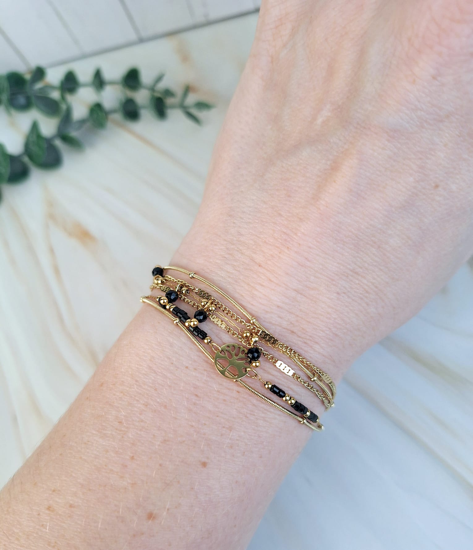 Armbänder 'Schwarz mit Steinen' verschied. Varianten | Armband / HAAR-ANKER