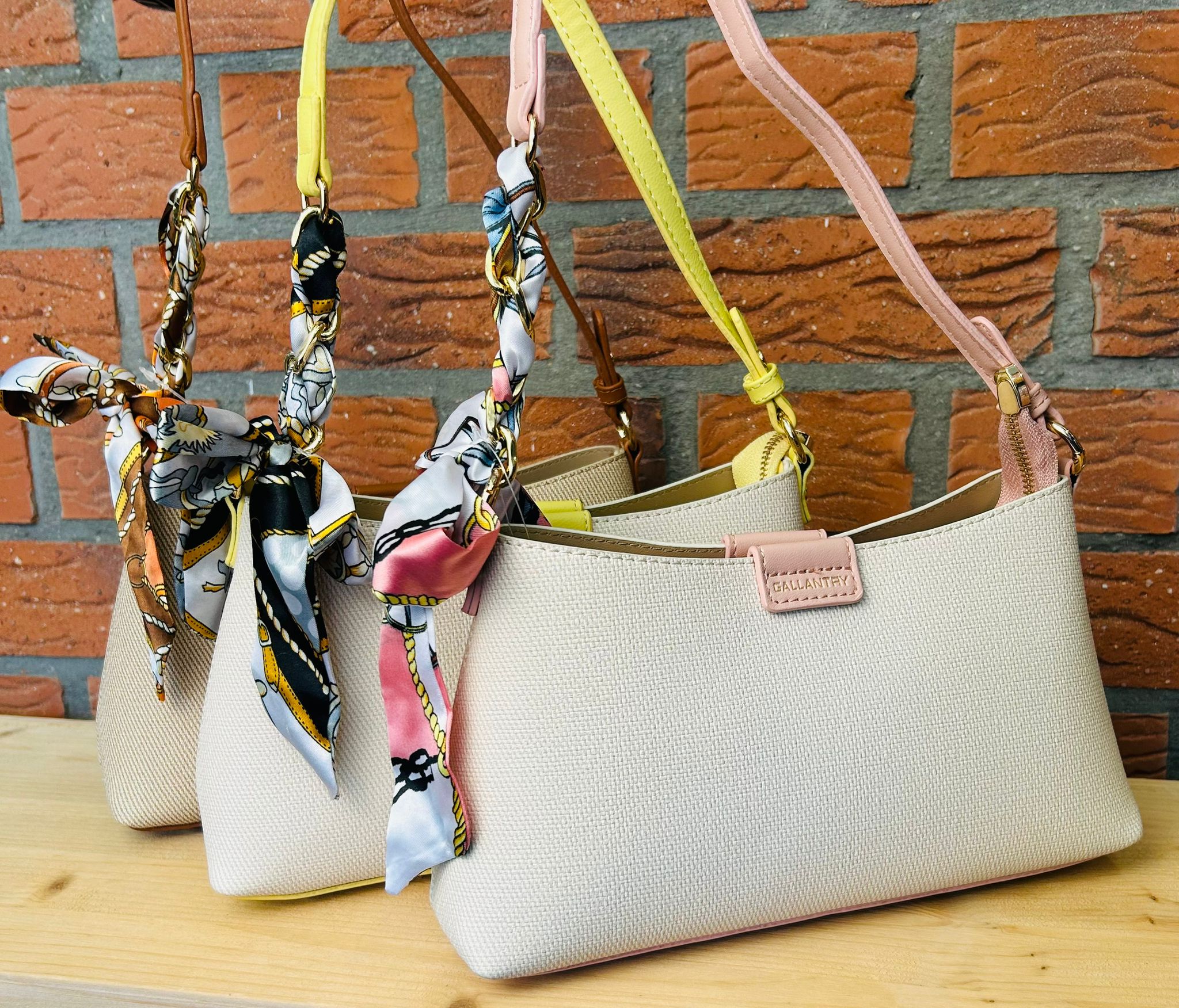 'Florentina' verschied. Farben | Tasche