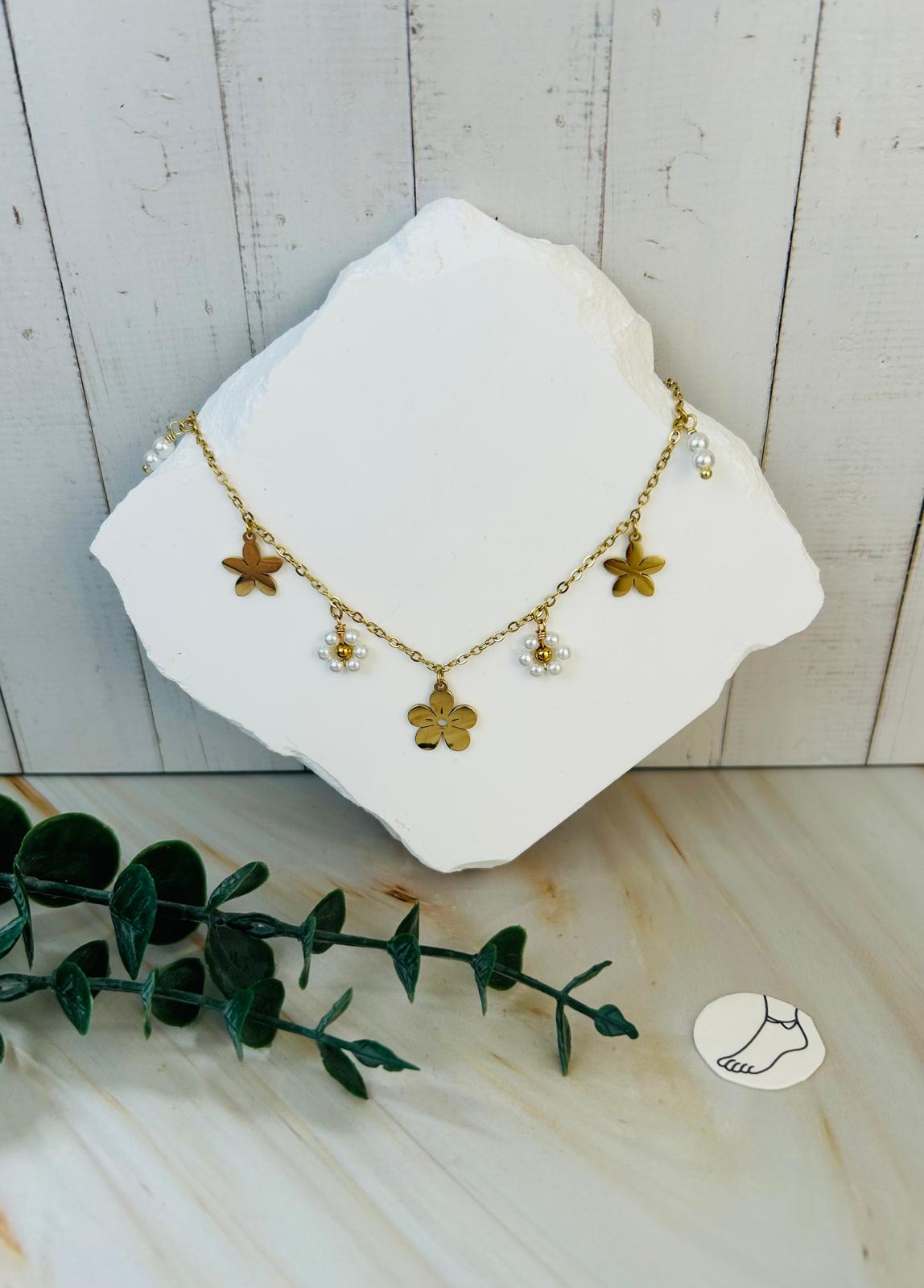 Fusskettchen 'Blüten Weiss-Gold' | Fusskette Nr. 2